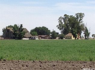 10764 Cozzi Ave, Dos Palos, CA 93620