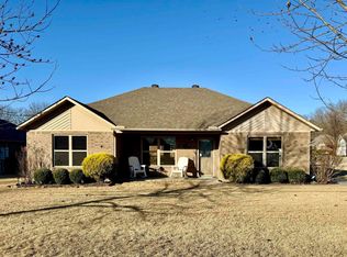 404 Trailwood Dr, Heber Springs, AR 72543