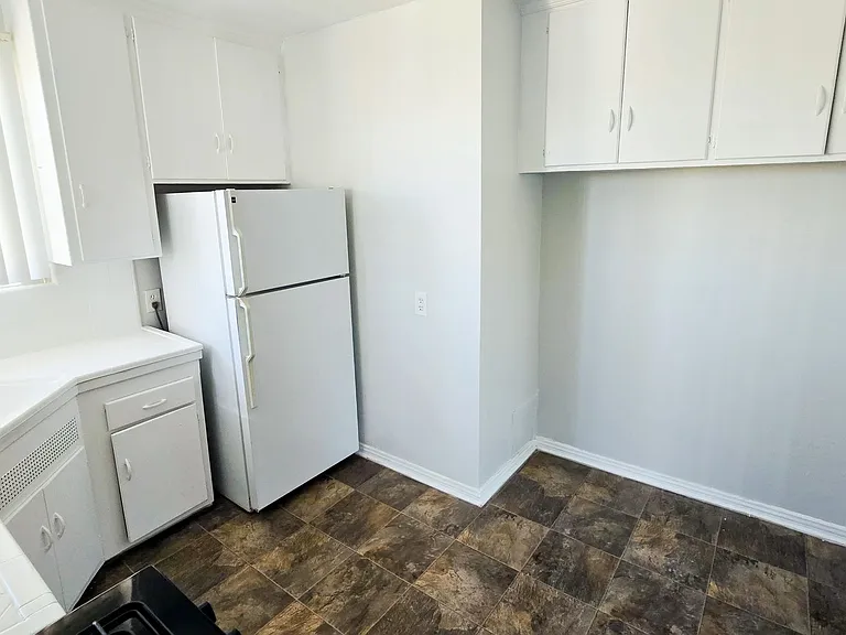 478 Landfair Ave — Photo 42