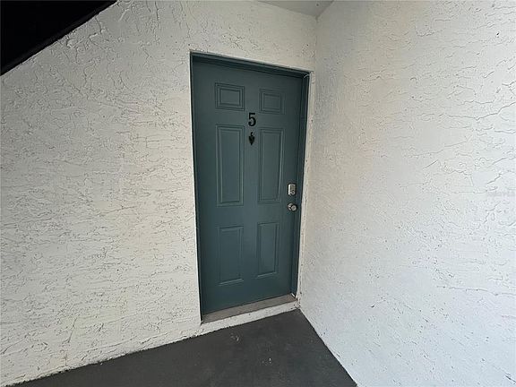 2nd image of 4403 S SEMORAN BOULEVARD #5
