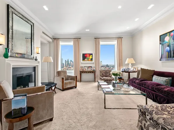 435 East 52nd Street image 1 of 15