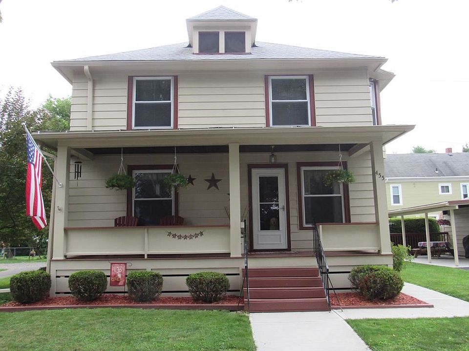 1st image of 455 Millard St
