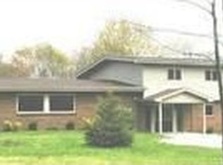 148 Hilltop Ln, Fombell, PA 16123