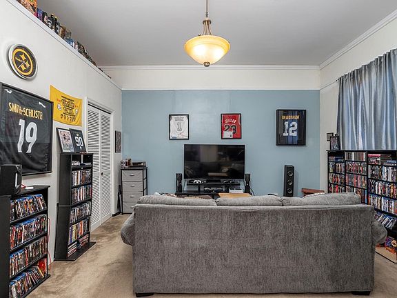 5th image of 404 1st Ave