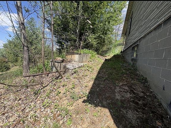 5th image of 7834 Brown Mountain Rd