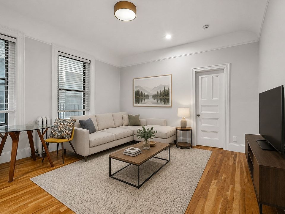 1st image of 362-366 Commonwealth Ave #4C