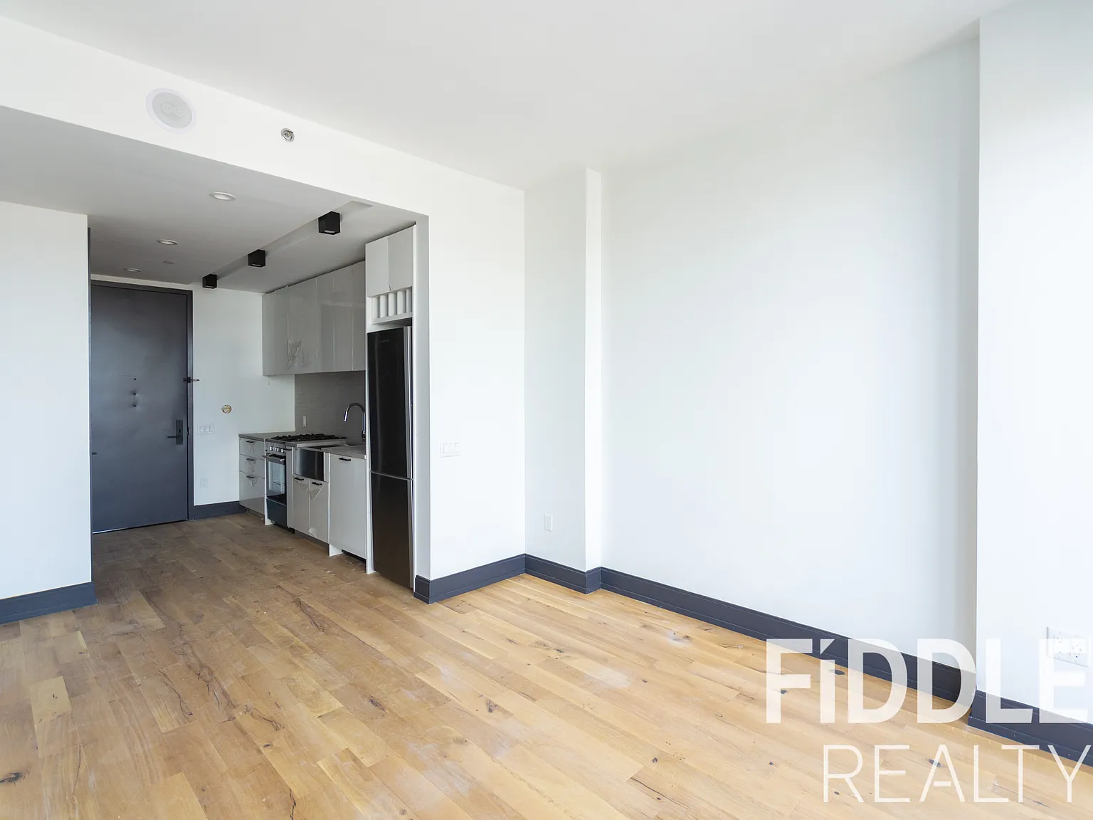 42-22 27th Street — Photo 3