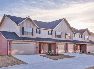 2700 W Kilimanjaro Way, Rogers, AR 72758