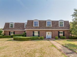 601 Stoneridge Ct, Cleburne, TX 76033