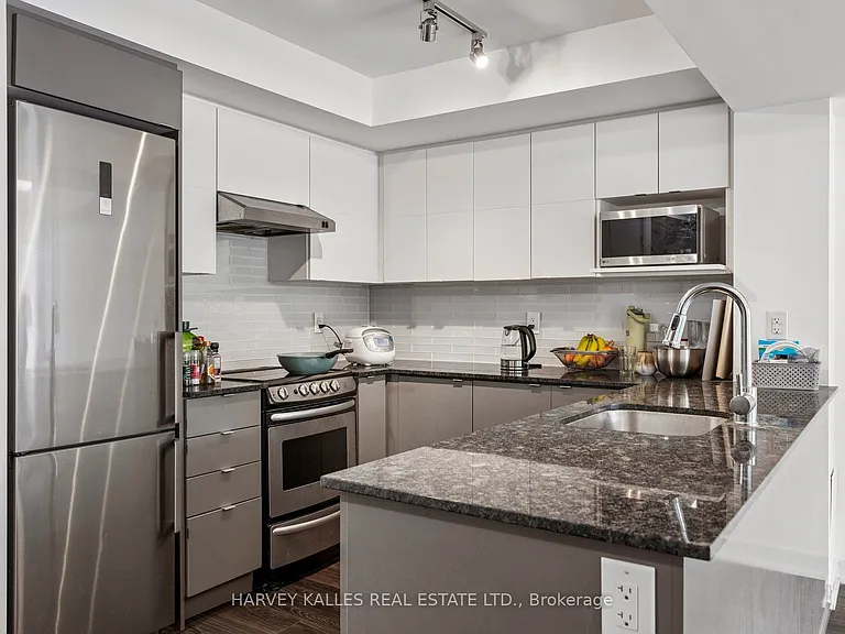152 Flemington Rd #Townhouse 104 — Photo 16