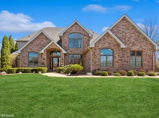 421 Jane Ct, Lemont, IL 60439