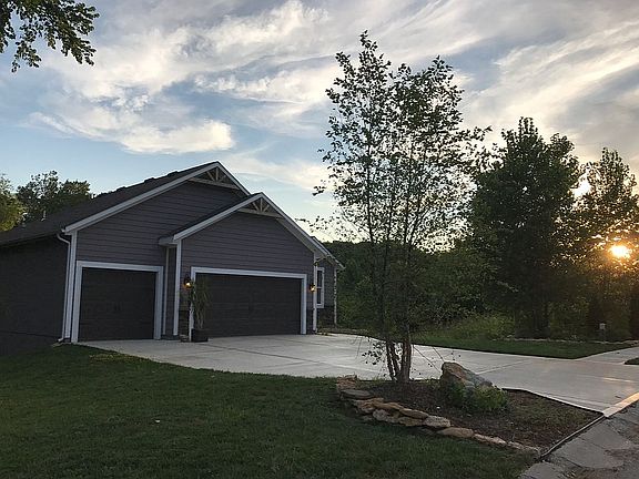 2nd image of 419 E 166th Ct