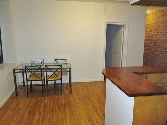 Rented by Zumper Inc | media 23