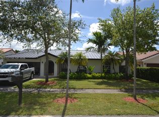 5785 SW 89th Ave, Miami, FL 33173