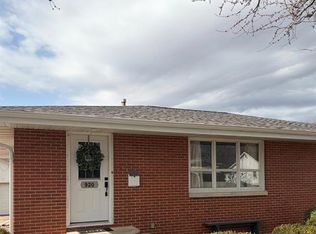 920 S Spring St, Palmyra, MO 63461