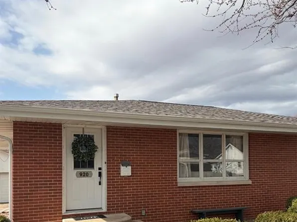 920 S Spring St, Palmyra, MO 63461