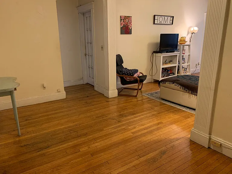 19 Melvin Ave #4 — Photo 6