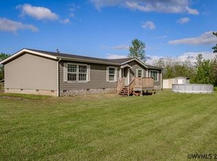 39069 W Scio Rd, Scio, OR 97374