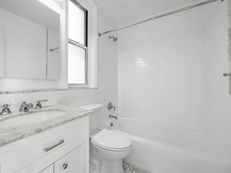 25 W 81st St #3A — Photo 16