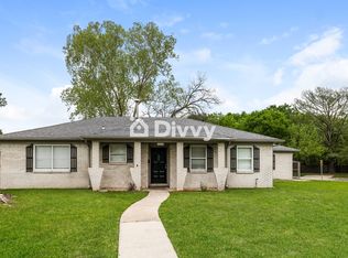 9242 Derrik Dr, Houston, TX 77080