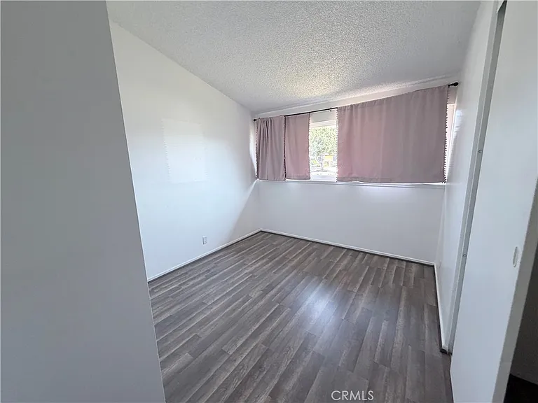 5929 Los Molinos Dr — Photo 5