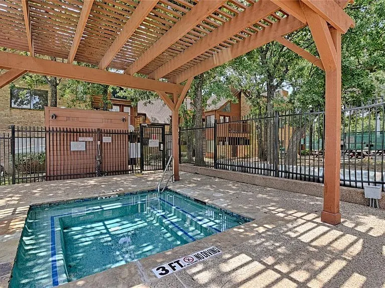 2307 Balsam Dr #L308 — Photo 9