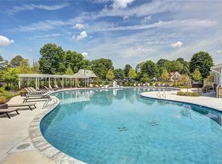 5406 Coopers Walk Ln, Richmond, VA 23230
