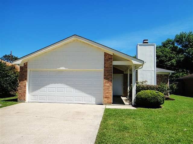 1st image of 2355 Woodside Dr