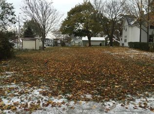 208 E Danaher St, Ludington, MI 49431