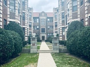 618 Sheridan Rd #3S, Evanston, IL 60202