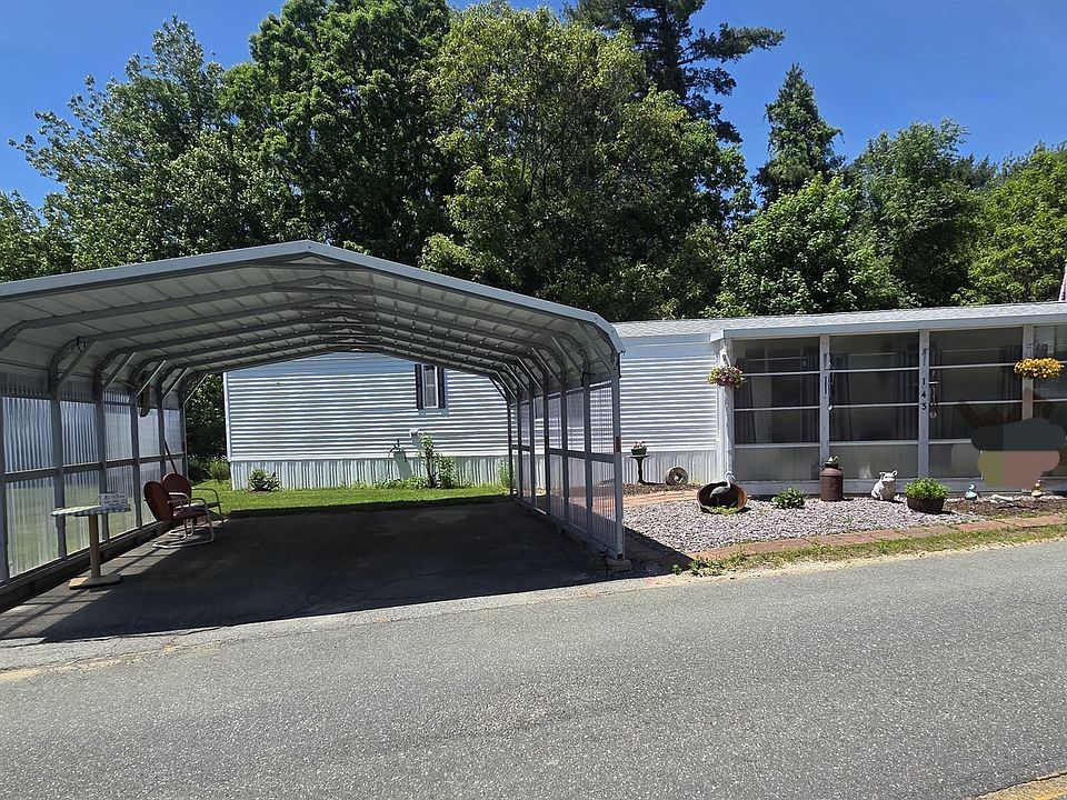 1st image of 143 Pine Ave