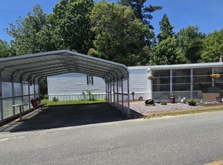 143 Pine Ave, Sturbridge, MA 01566