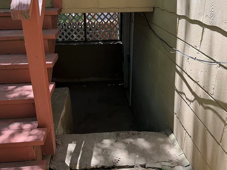 3282 Regal Pl — Photo 17