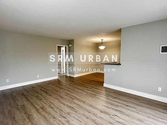 2nd image of 4612 Ohio St #34