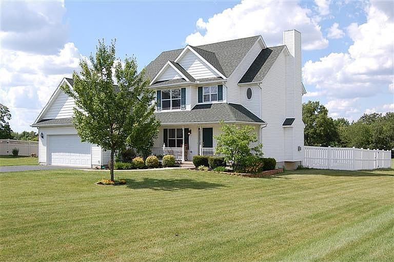 1st image of 294 Magnolia Dr