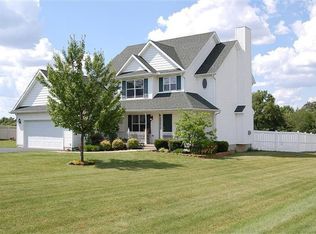294 Magnolia Dr, Lebanon, OH 45036