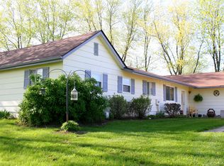 34 Robinson Rd, Troy, MO 63379