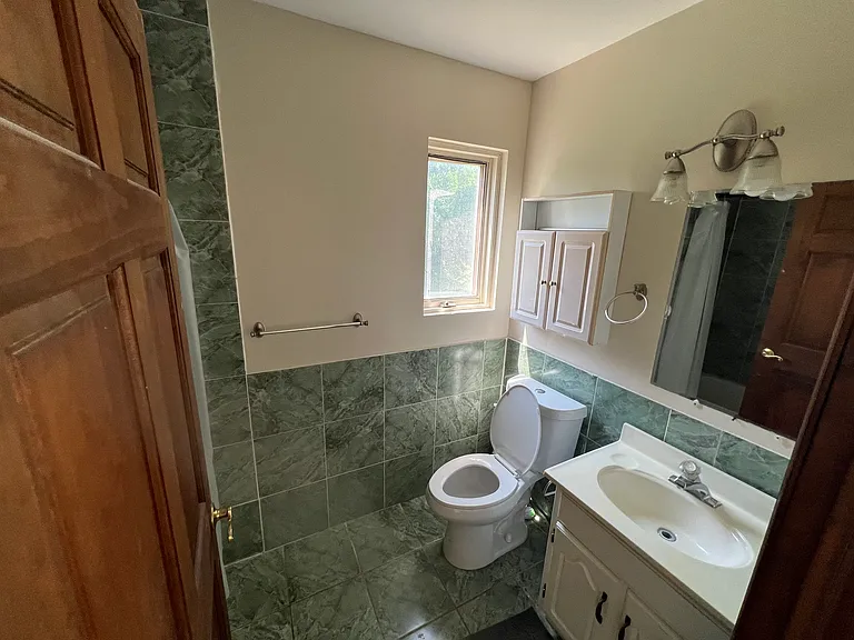 321 Quarry Rd — Photo 6