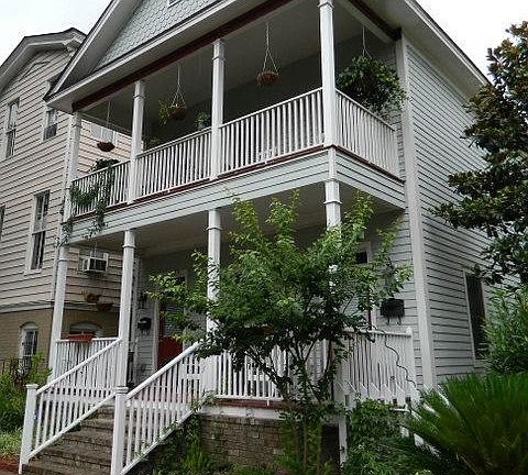 2nd image of 306 E Henry St #B