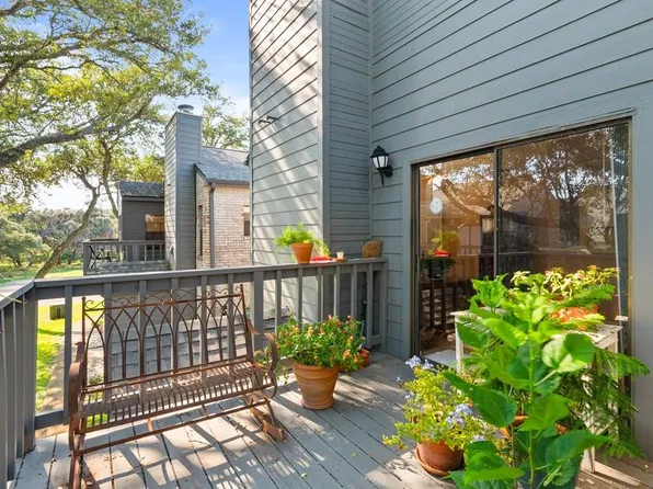 210 Oak Bay St #406, Rockport, TX 78382