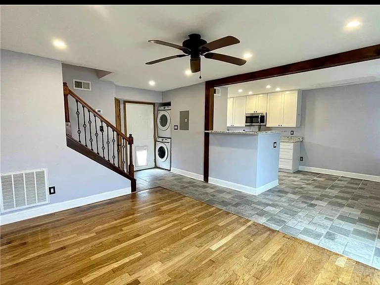 2915 Upperline St #C — Photo 2