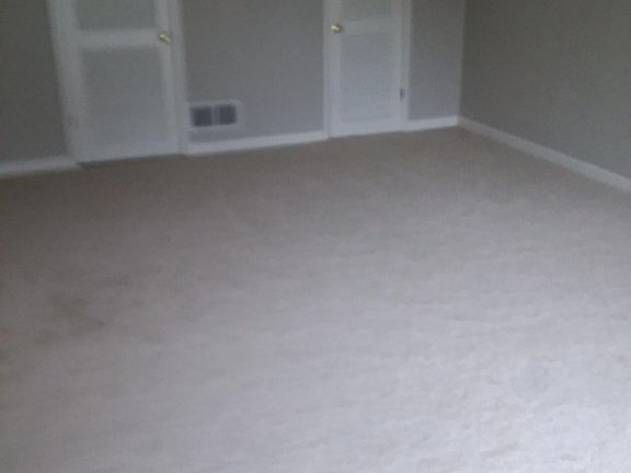 4th image of 318 Iroquois Park Pl