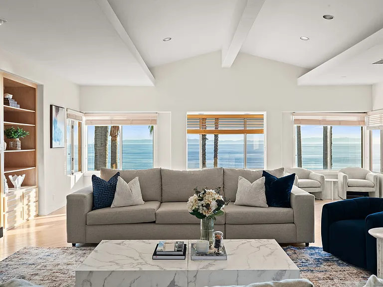 6410 Sea Cove Dr — Photo 43