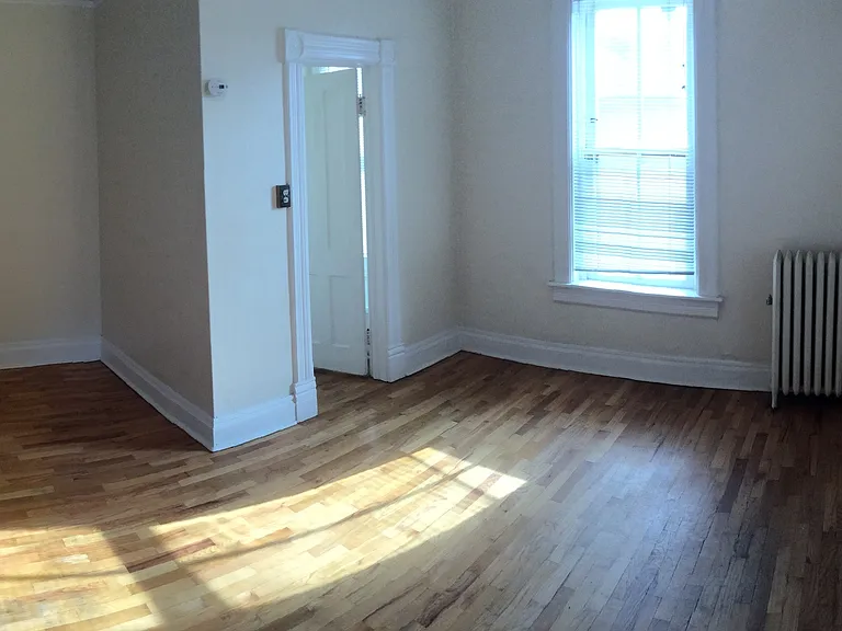 1032 Pine — Photo 11