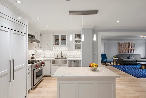 Sold by Compass | media 1