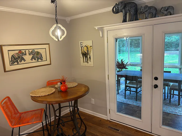 69 Margaret Pl — Photo 11