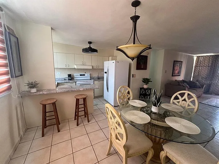 203 Cond La Loma Ave #203 — Photo 4