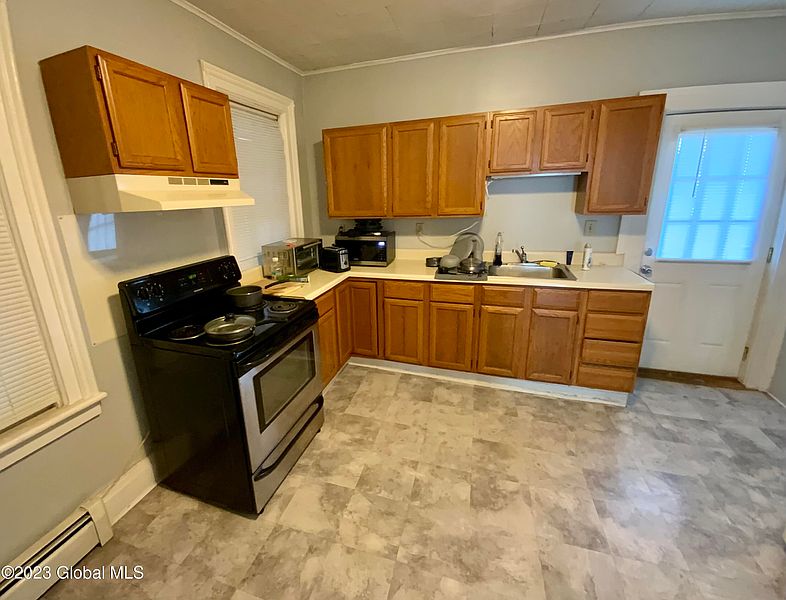 5th image of 1526 5th Avenue