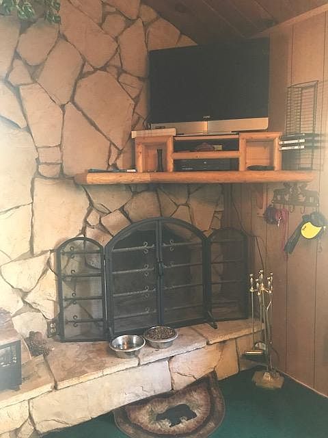 1st image of 681 Red Oak Ln