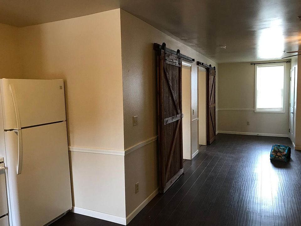 Kitchen to Living space